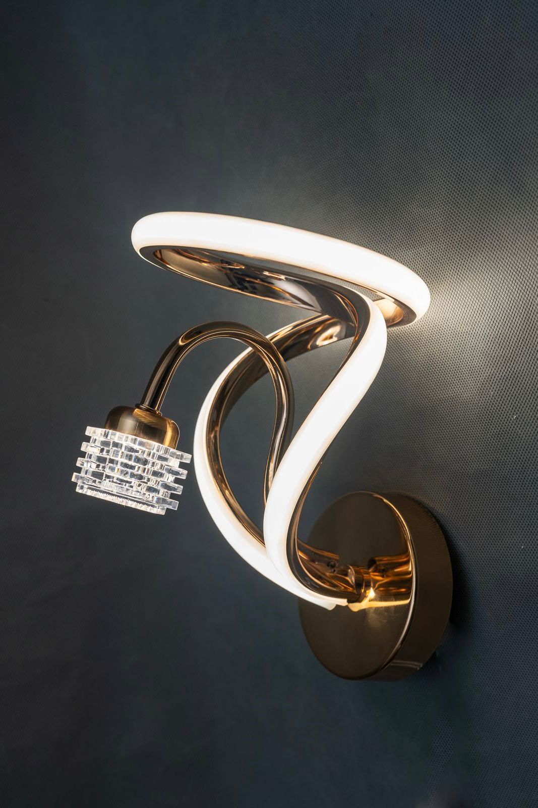 WhatsApp Image 2025-08-21 at 16.06.30_ca30e5e4 Led wall Lights - Image 1