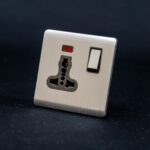 Q1 Single Socket - Silver